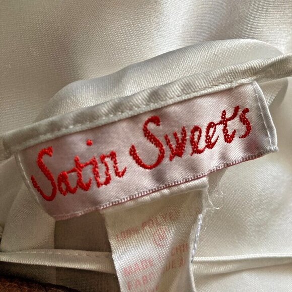 Vintage Satin Sweets Classic Slip Gown Womens Medium White Above Knee - Picture 3 of 8